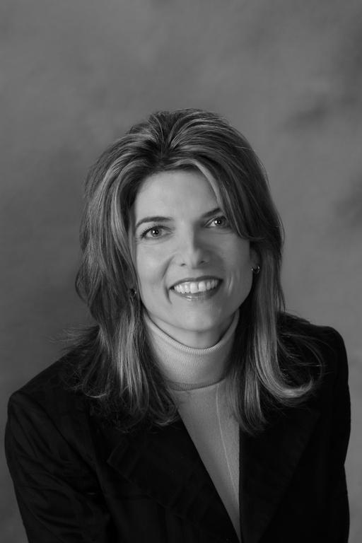 Headshot Sandra James by Private Eyes, Inc. - Background Investigations